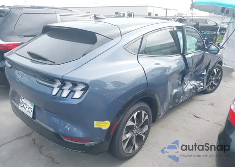 2021 Ford Mustang Mach-E Premium from USA, damaged, VIN 3FMTK3RM2MMA26693